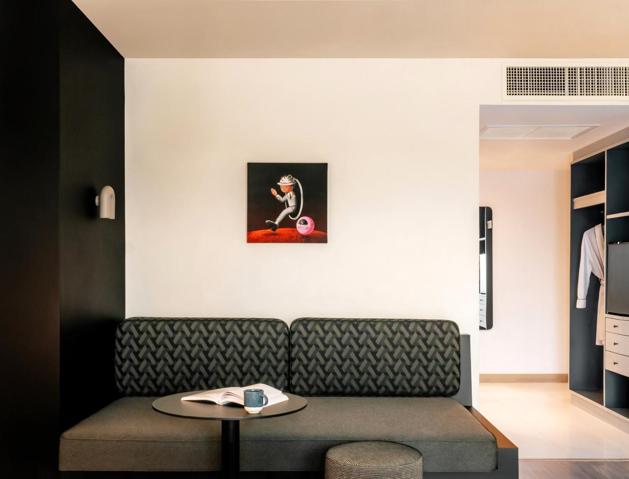 The Standardx, Bangkok Phra Arthit Hotel Exterior foto